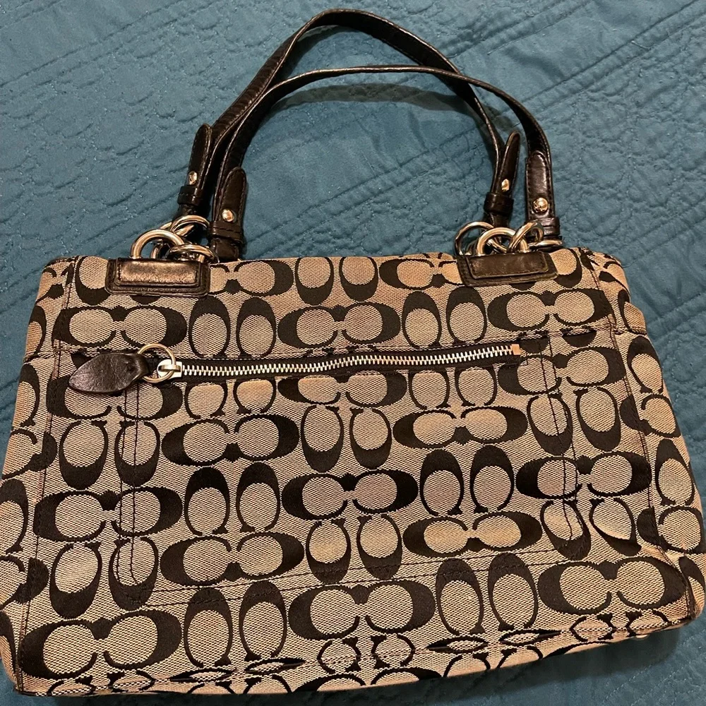 Vintage Coach Purse. - Picture 3 of 5
